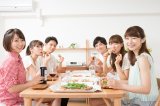 少人数制の婚活食事会の特徴と参加者の特徴とは」？