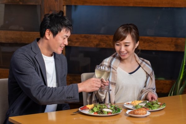 画像1: 6月29日（日）１８時３０分〜愛知県常滑市　３０代中心 　（年代超えOK）　５人対５人程度　食事会パーティー　男性用 (1)