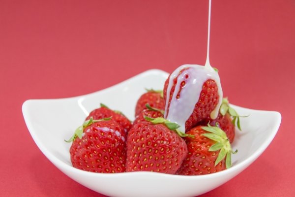 画像1: 2月15日（日）１４時〜岐阜県本巣市　男性用　３０代中心 　（年代超えOK）　５人対５人程度　イチゴ狩り＆ケーキ会パーティー (1)