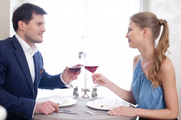 画像1: 1月17日（土）18:30〜21:30　男性用　婚活ワイン会 in名古屋市中区 20代後半から30代前半中心　男性5名女性5名程度　ワイン好き集まれ　（年代超えOK）〜少人数制だからこそ、じっくり話せてしっかり出会える！アットホームな婚活ワイン会 (1)