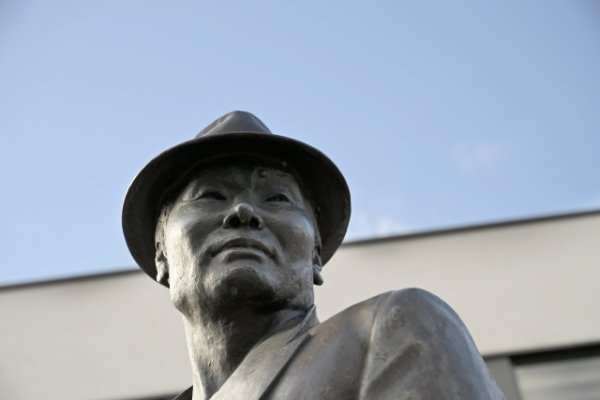 画像1: 2月8日（日）15:00〜20:00　女性用　映画鑑賞会＆食事会 in名古屋市中区 20代中心　男性5名女性5名程度　映画好き集まれ　（年代超えOK）〜少人数制だからこそ、じっくり話せてしっかり出会える！アットホームな婚活映画鑑賞＆食事会 (1)